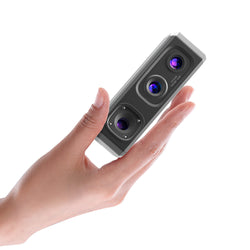 Scanner Seal 3D Lite tenu en main